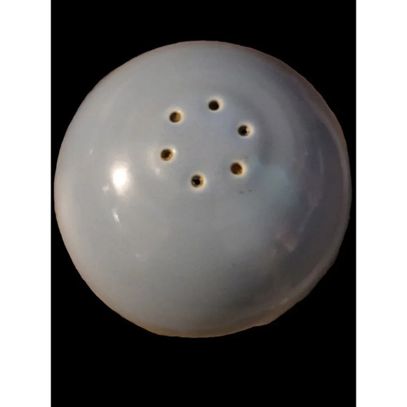 Fiestaware Ball Salt and Pepper Shakers in Periwinkle Blue Retired - Picture 6 of 6